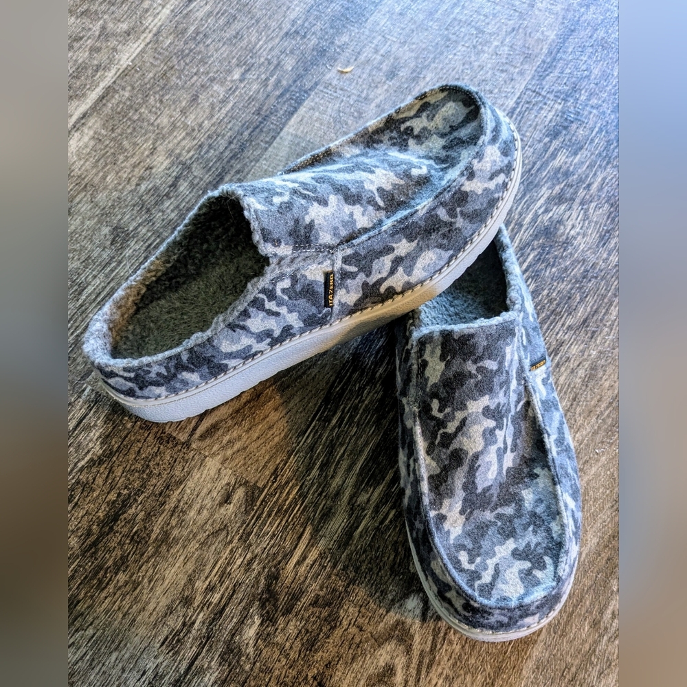 ITAZERO SLIP ON SHOES SIZE 12.5
